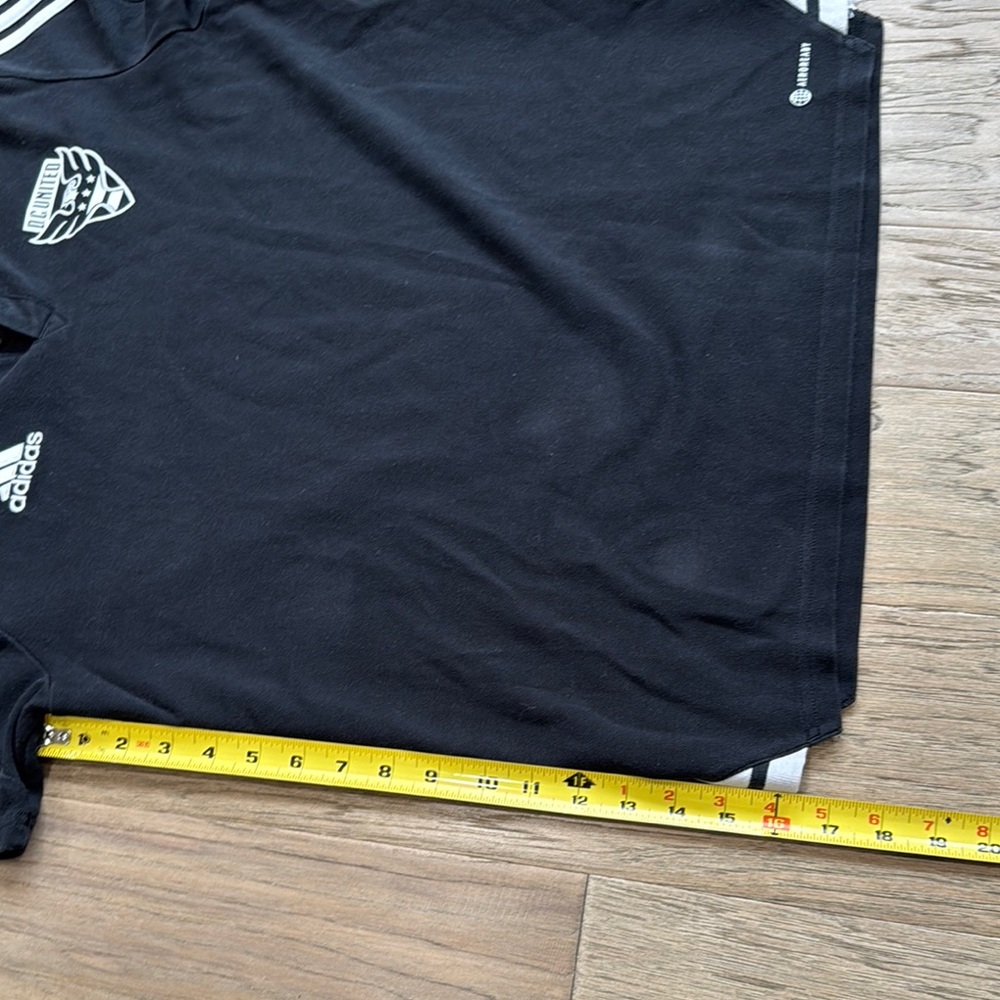 EUC Adidas Men DC United Henley AEROREADY Polo Shirt Top Size Medium M248 -25 - Picture 6 of 9